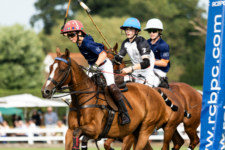 WANTED - FULL TIME POLO GROOM - Gloucestershire